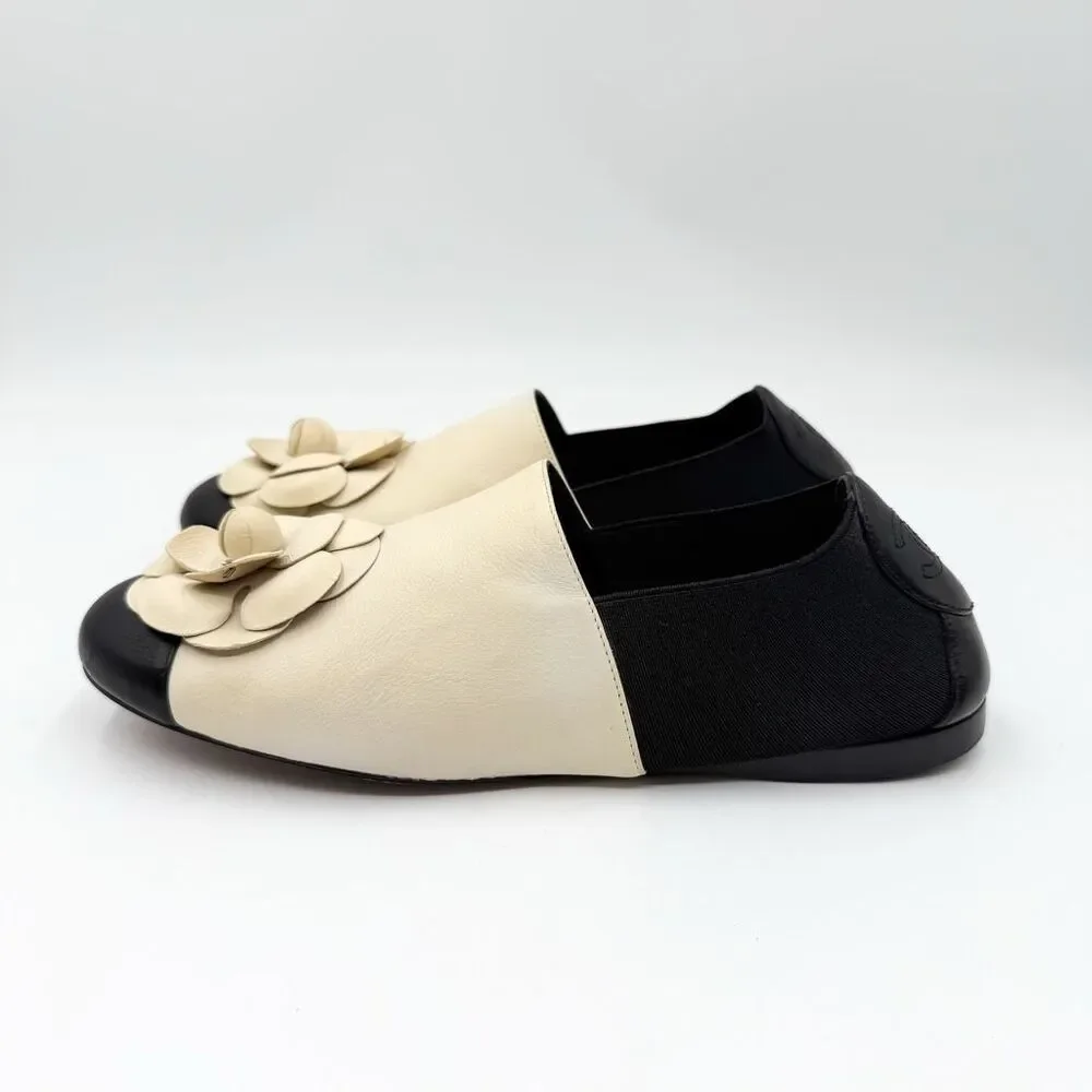 Chanel Camellia Cap Toe Flats Loafers Black Ivory Leather CC Logo Shoes